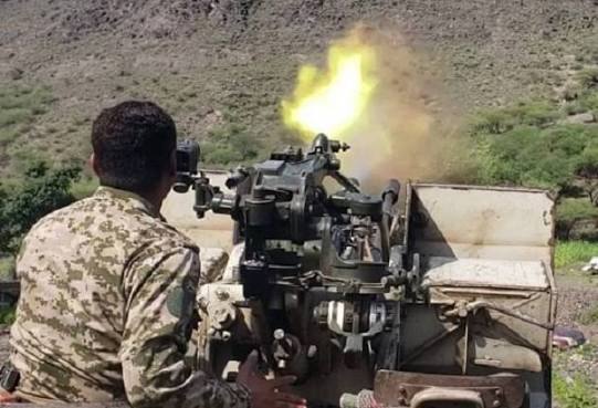 مقتل خمسة جنود من القوات الحكومية خلال صد هجوم للحوثيين غرب تعز