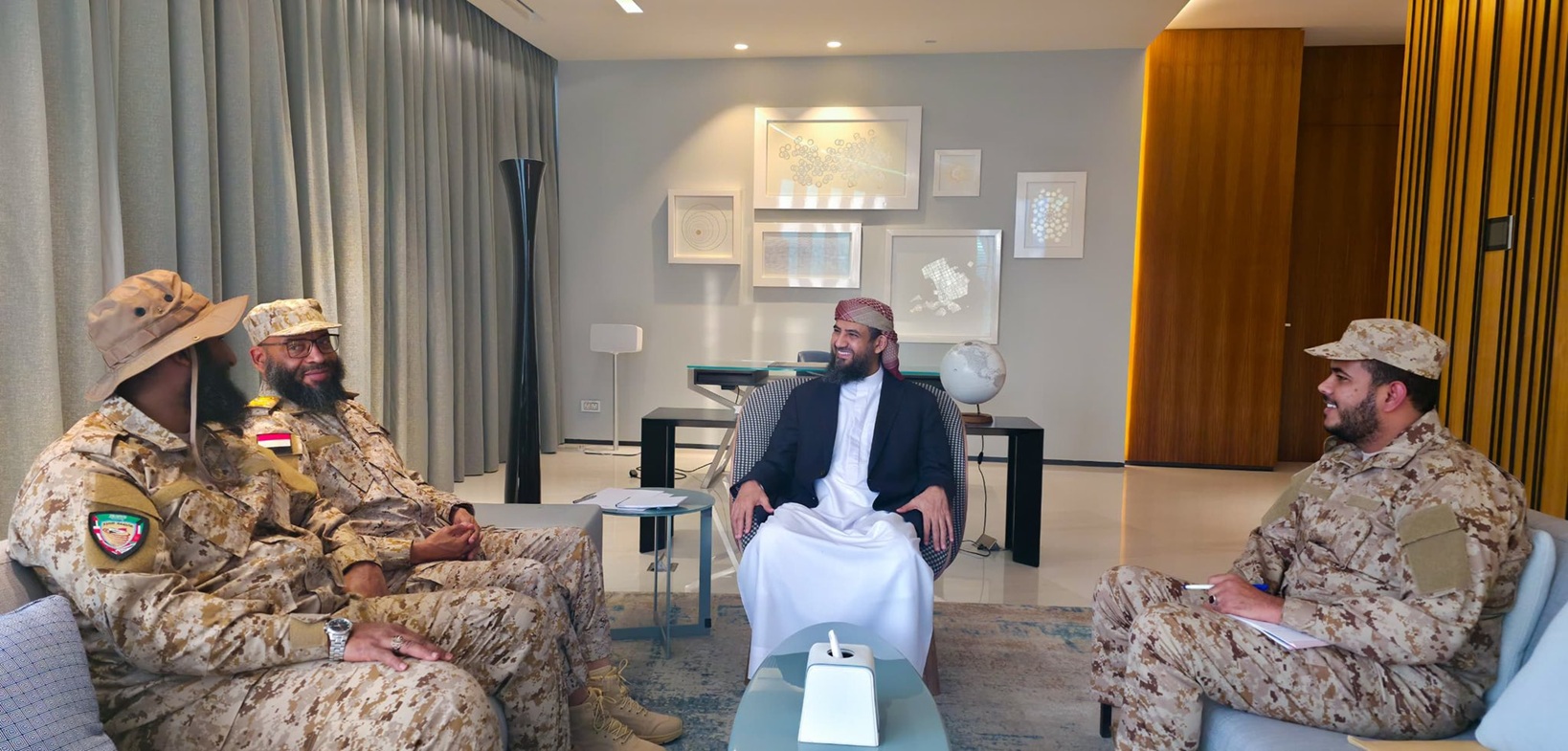 المحرّمي يلتقي قائد المنطقة العسكرية الأولى ويطلع على الأوضاع العسكرية والأمنية في حضرموت