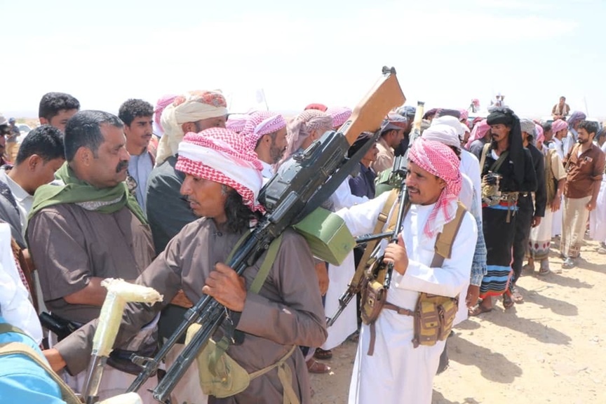 أول مدينة يمنية تقر منع حمل السلاح نهائيًا وتحذر المخالفين من عقوبات قانونية - [وثيقة]