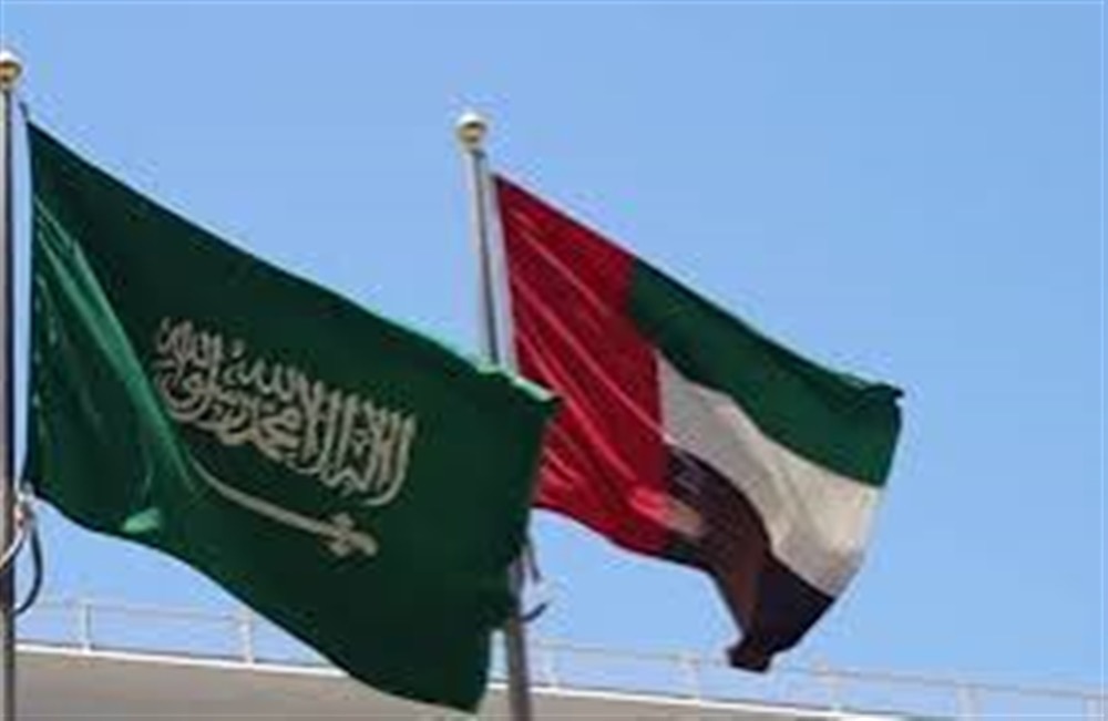 مسؤول سعودي سابق يكشف مخططًا إماراتيًا لتشويه الجاليات المسلمة وتقويض الدور السعودي