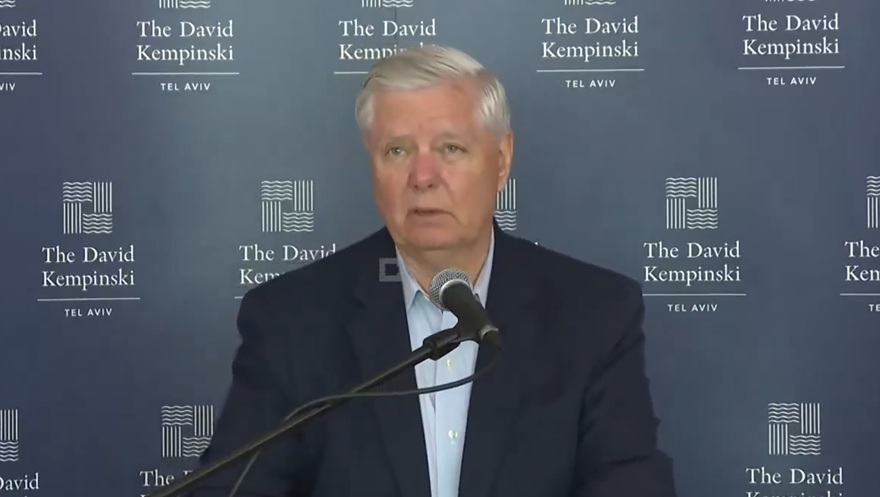 السيناتور ليندسي غراهام: نتنياهو أخبرني أن محمد بن زايد قدّم لـ اسرائيل أكثر مما طُلب منه - [فيديو]