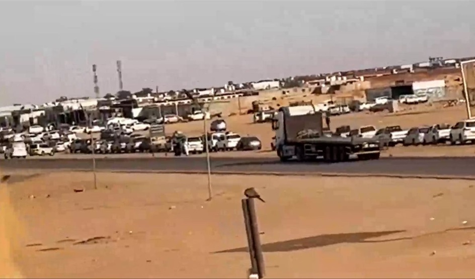 أول تحرك للحكومة اليمنية الجديدة بشأن الازدحام منفذ الوديعة 