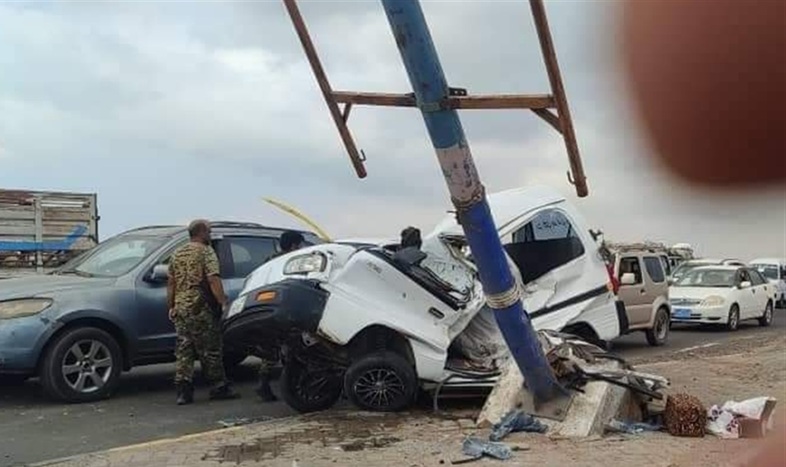 37 وفاة و203 إصابة في حوادث السير بالمناطق المحررة خلال نوفمبر