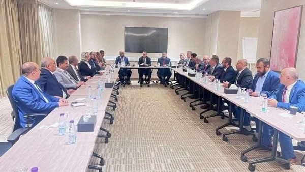 التكتل الوطني للأحزاب يطالب بتحقيق دولي عاجل في مجزرة الحوثيين بحيران