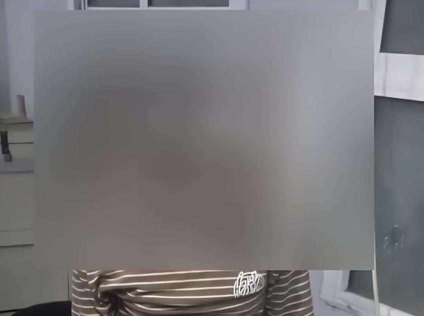 شرطة التواهي في عدن تضبط مروجي حبوب مخدرة