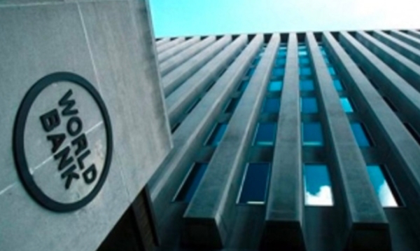 البنك الدولي: الاقتصاد اليمني تحت ضغوط غير مسبوقة وتراجع حاد في المعيشة خلال 2025