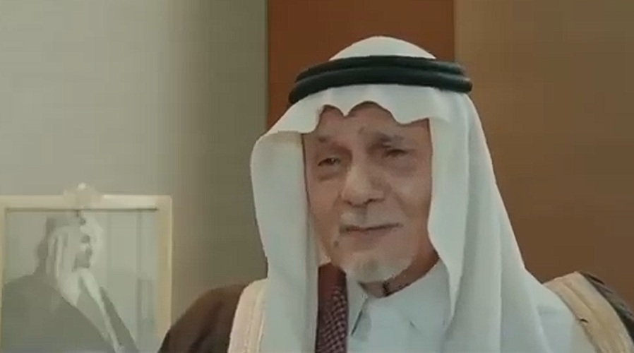 تركي الفيصل يكشف كواليس الوجود السعودي في اليمن وأمر الملك عبدالعزيز المفاجئ بالانسحاب - [فيديو]