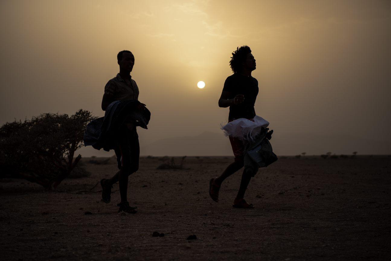 الحكومة اليمنية: وصول 200 مهاجر أفريقي يوميًا يزيد الضغط على القطاع الصحي