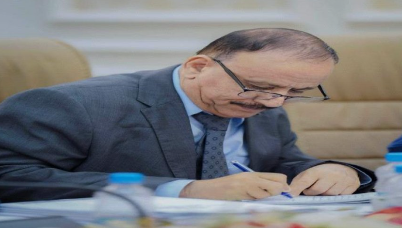 وزير النقل اليمني: الموانئ والمطارات بحاجة لأجهزة حديثة لكشف المتفجرات لتعزيز الأمن