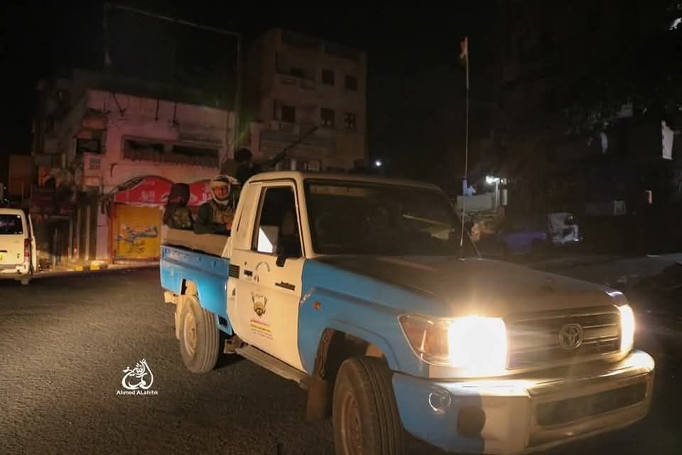 اللجنة الأمنية بتعز تقر خطة الانتشار الأمني وتعزز الجاهزية خلال شهر رمضان