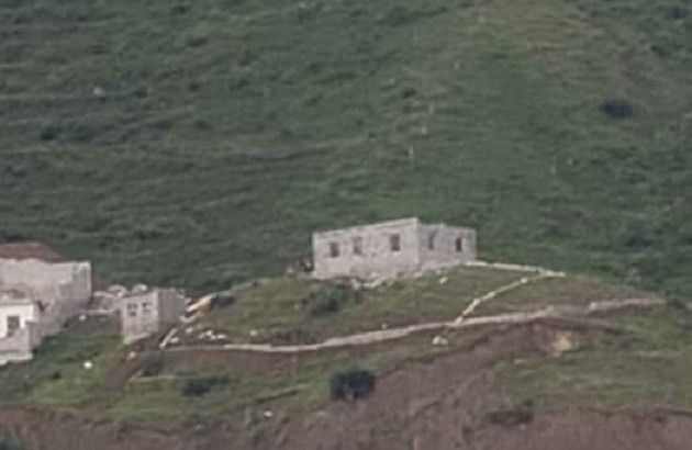 شكاوئ في إب بعد سطو قيادي حوثي على أراضٍ خاصة بدعم من المليشيا