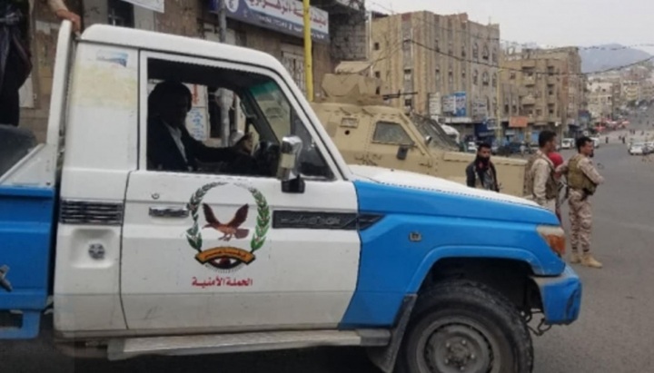 تعز.. ضبط 3 متهمين بجريمة تبادل اطلاق النار وآخر بالشروع بالقتل