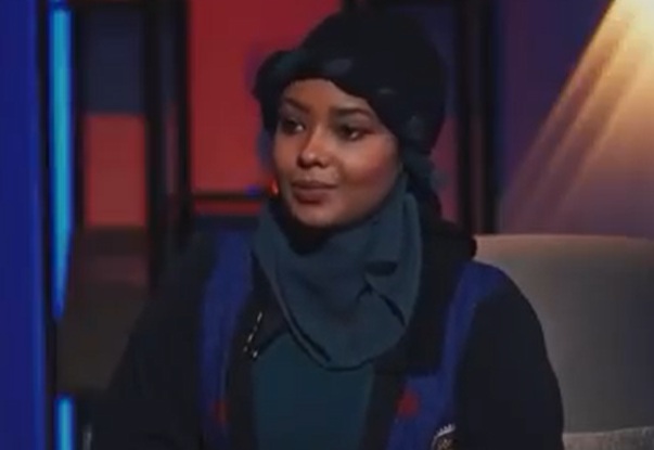 الدعارة والمخدرات مقابل الحماية.. انتصار الحمادي تكشف تفاصيلا صادمة في سجون الحوثيين - [فيديو]