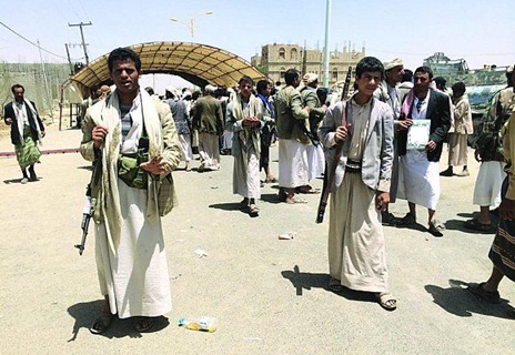 إصابة شخصين في اشتباكات قبلية بمدينة حوث شمالي اليمن