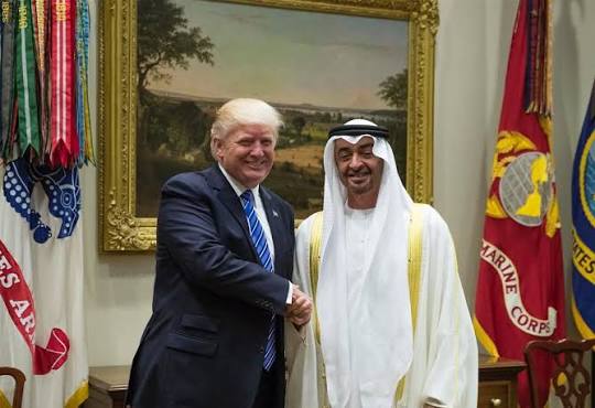 اتصال هاتفي بين الرئيس الاماراتي والامريكي بشأن ”التطورات الخطيرة“ في المنطقة