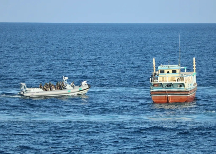 القوات البحرية المشتركة تعلن ضبط شحنة مخدرات بقيمة 130 مليون دولار في بحر العرب