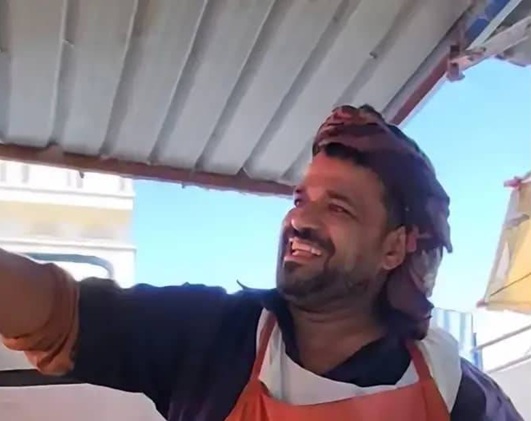 حقوقية: مقتل شاب يعمل بائع أسماك بدم بارد في البيضاء