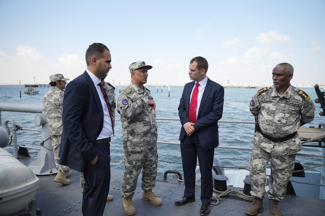 وزير بريطاني في ختام زيارة إلى عدن: الشراكة مع اليمن ركيزة أساسية لاستقرار وأمن المنطقة والعالم