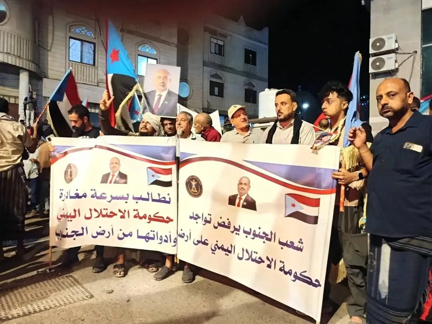 إعلامي يمني محذراً من ‘مغامرة عدن‘: هل يستنسخ الانتقالي سيناريو حضرموت الفاشل؟