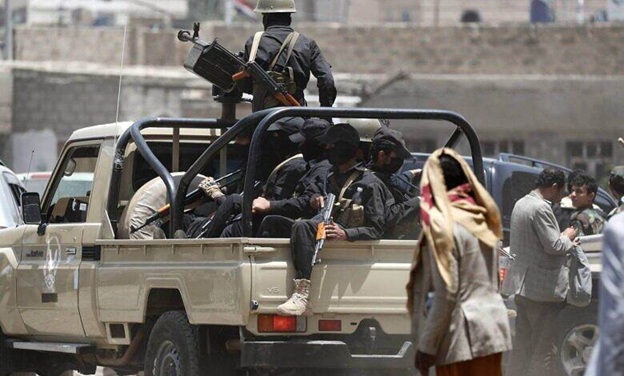 المحويت.. ميليشيا الحوثي ترفع حصارها عن عزلة بني الجلبي بعد وساطة قبلية