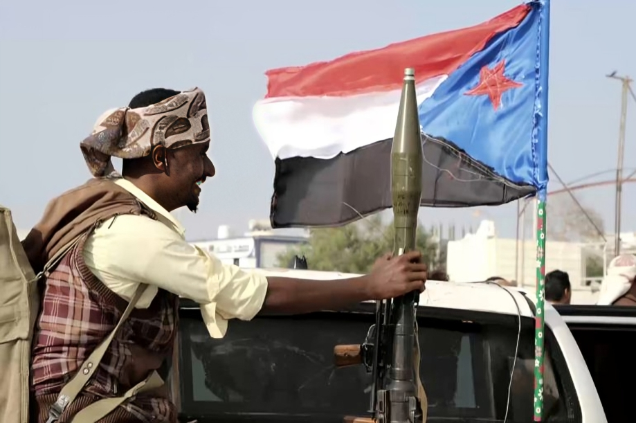 استهداف قوات الانتقالي الجنوبي في حضرموت بطائرة مسيرة وسط تصاعد التوترات الإقليمية