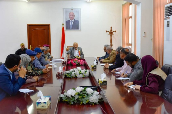 تعز: المحافظ شمسان يؤكد دعم جهود المصالحة وتعزيز التماسك المجتمعي في مواجهة التحديات الراهنة