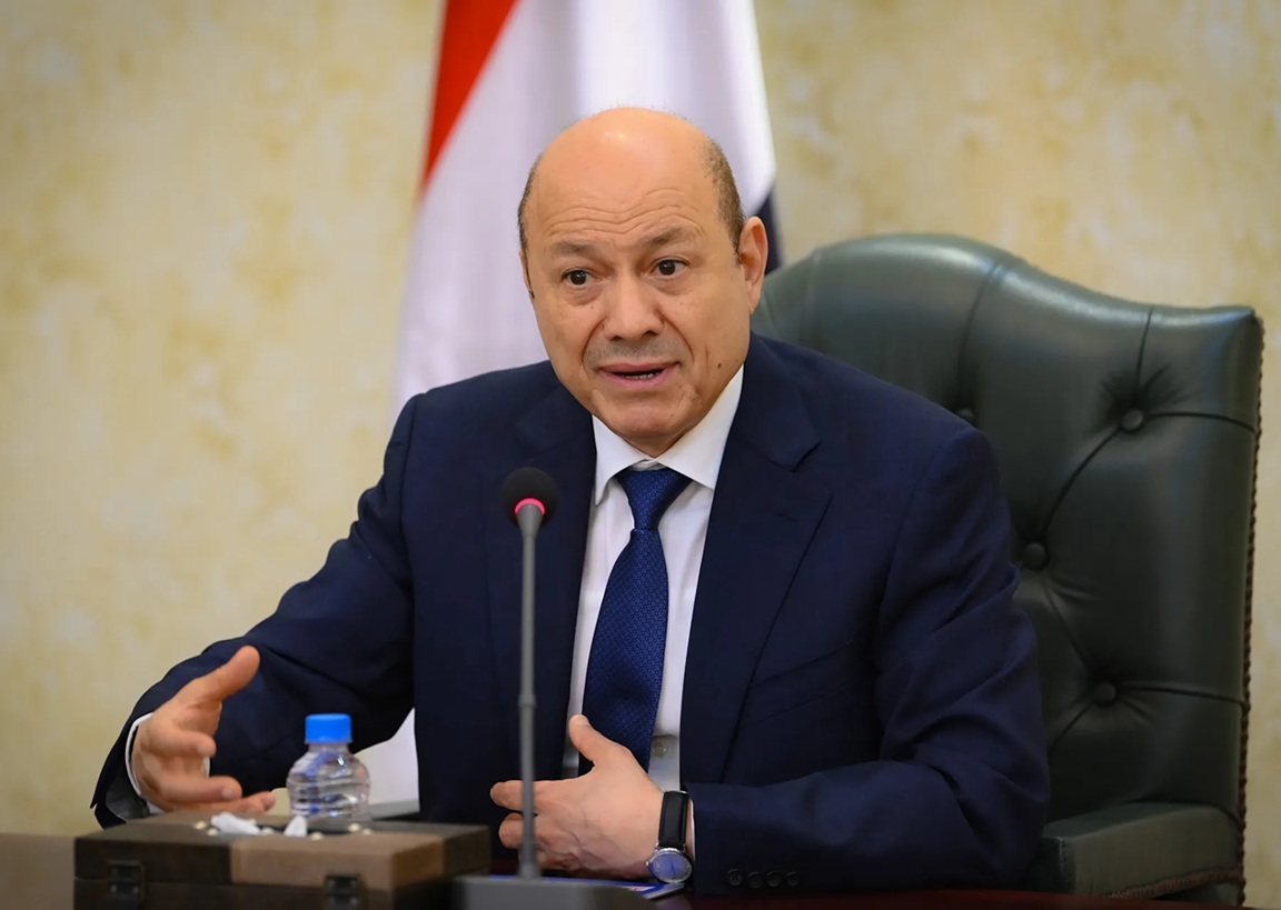 أول توجيه رئاسي بعد إعلان وزراء ونواب وزراء تأييدهم لـ الانتقالي ومطالبه بالانفصال