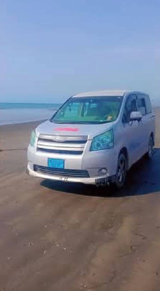 بين السرقة والتواطؤ… قضية باص في تعز تهز الرأي العام