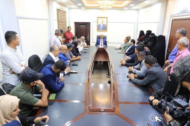 وزارتان جديدتان تعلنان التمرد على الحكومة والانضمام للانتقالي