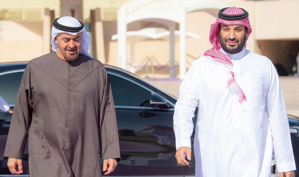 صحيفة بريطانية: حان الوقت للضغط على السعودية والامارات من أجل تسوية سلمية شاملة في اليمن