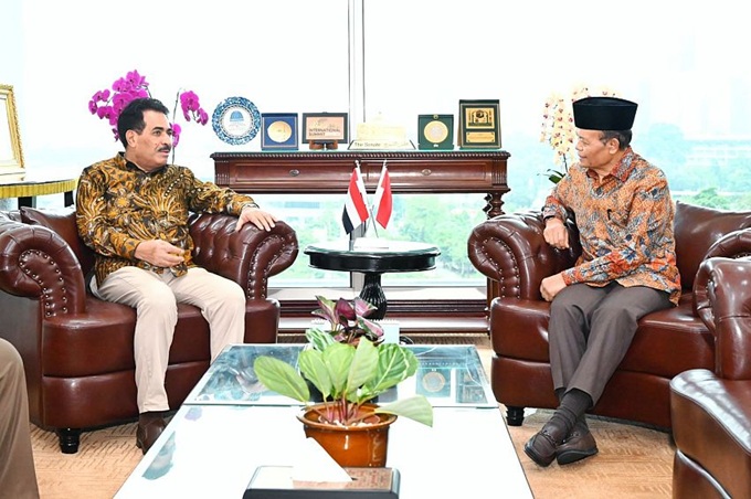 مباحثات يمنية اندونيسية في المجال البرلماني