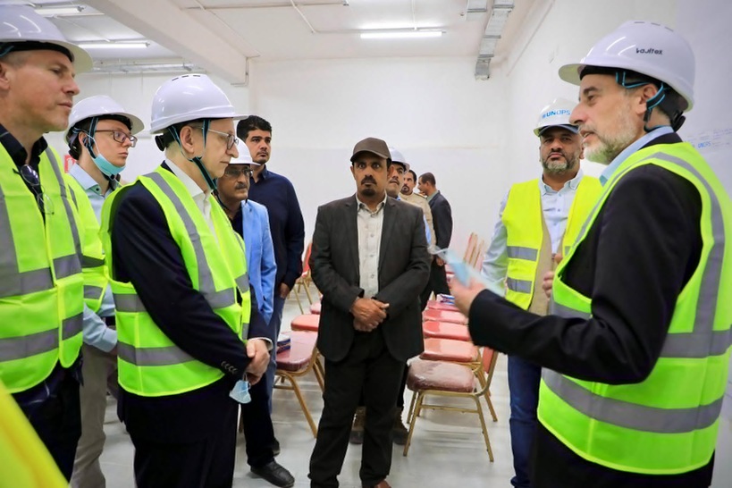 بن ماضي والسفير الألماني يتفقدان مشروع تأهيل المخازن المركزية للأدوية في حضرموت