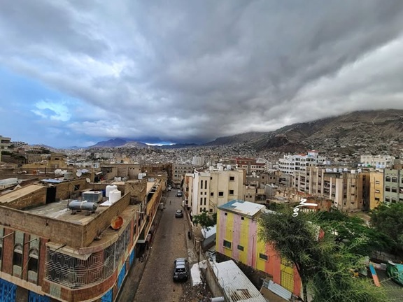 بوابة الصيف تقترب.. الفلكي عياش يعلن بدء ‘قِران السبع‘ ورصد تحولات جوية مرتقبة