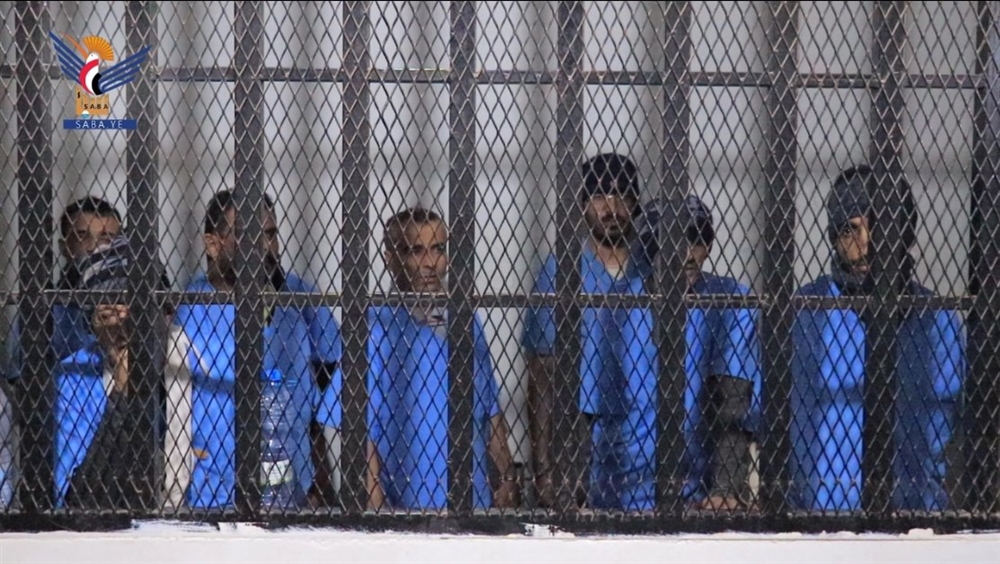 مشاهد صادمة أمام محكمة صنعاء بعد أحكام الإعدام بحق 17 معتقلاً