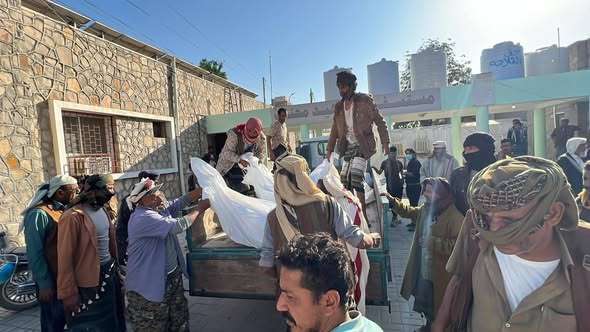 أبين.. القائمة الكاملة لضحايا الحادث المروري المروع في المحفد