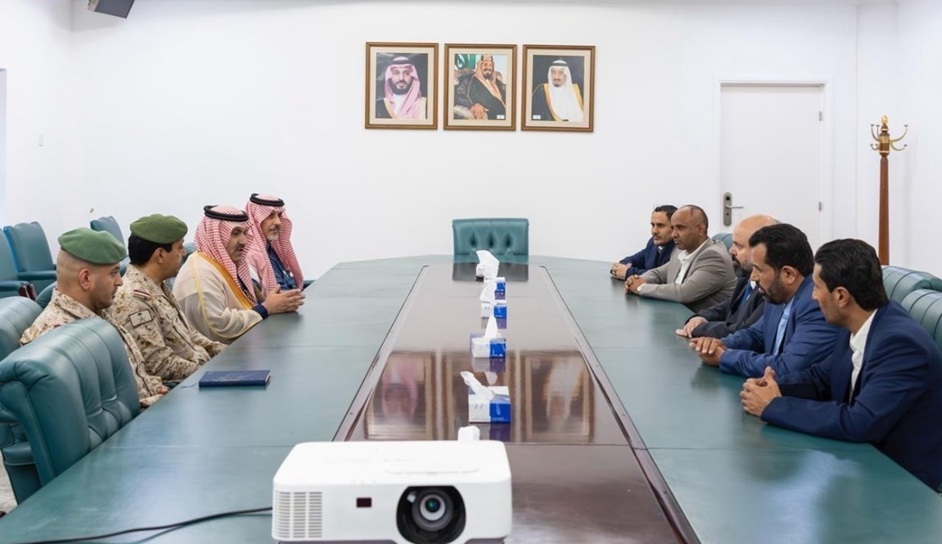 السفير السعودي يلتقي الوفد الحكومي المفاوض المعني بملف المحتجزين في اليمن ويؤكد على هذا الأمر