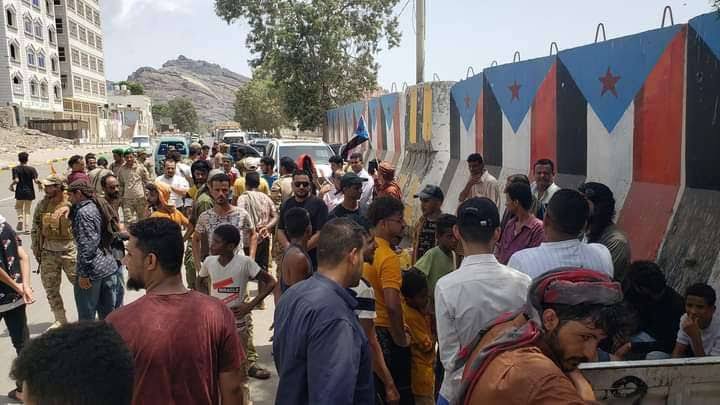 عمل تخريبي يطال خدمة الانترنت في منطقة القصر الرئاسي في عدن...وأصابع الاتهام تطال موالين لـ عيدروس الزبيدي