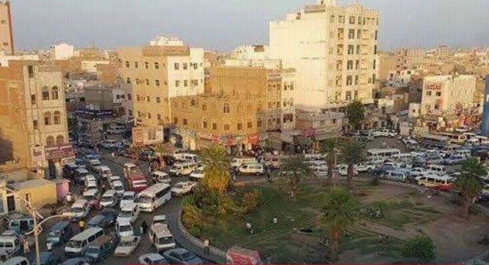 العثور على مسؤول بارز في قوات الحزام الأمني مقتولًا داخل سيارته في عدن