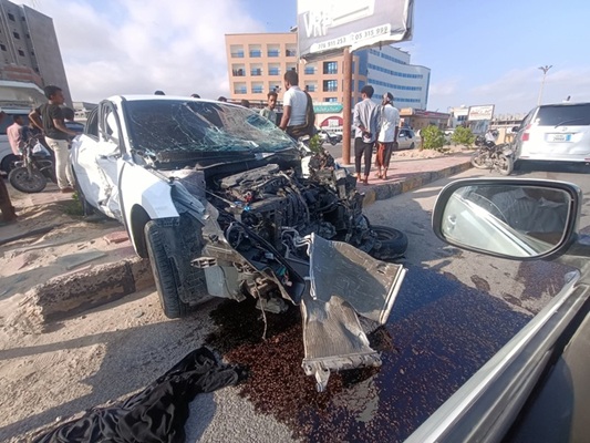 خلال يوم.. إصابة 13 شخصا إثر 12 حادث سير في 5 محافظات يمنية