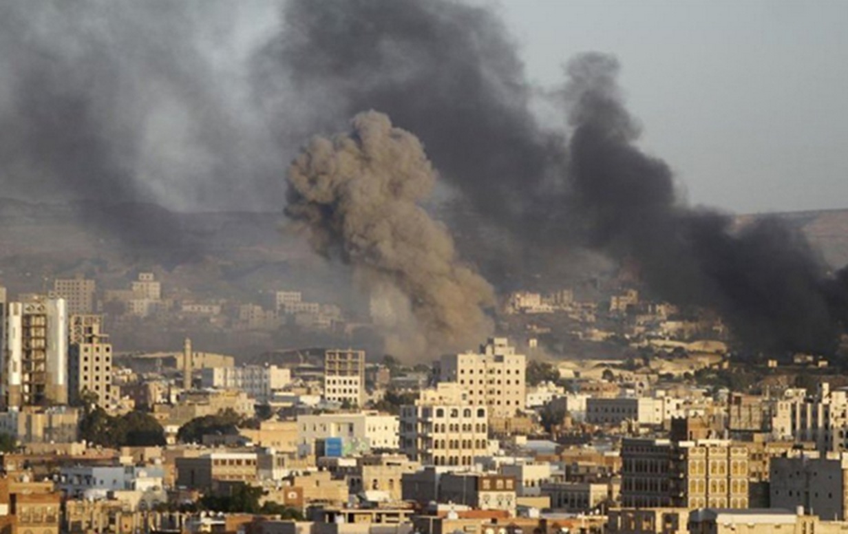 إعلام عبري: اسرائيل بدأت مشاورات أمنية رفيعة للرد على الحوثيين وهذا هو بنك الاهداف