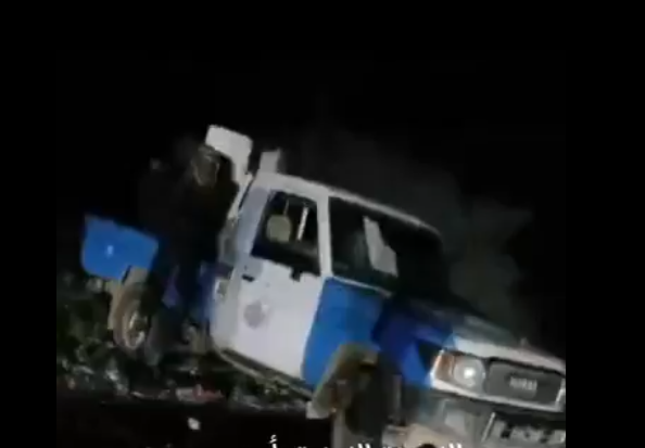 أمن أبين يوقف المتهمين بابتزاز سائق مصري ويتعهد بإنهاء نقاط التقطع