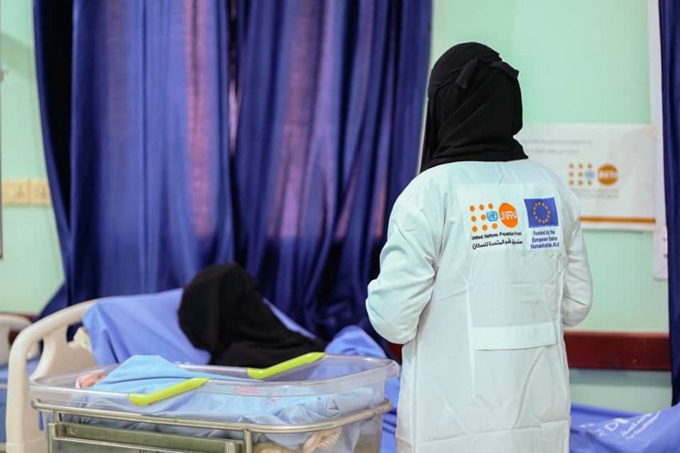 الاتحاد الأوروبي وصندوق الأمم المتحدة للسكان يدعمان خدمات صحية وحماية للنساء والفتيات في اليمن