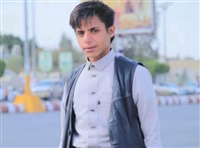 عند الاتصال برقم على طرد.. مقتل فتى بانفجار عبوة ناسفة أمام قسم شرطة شمال صنعاء