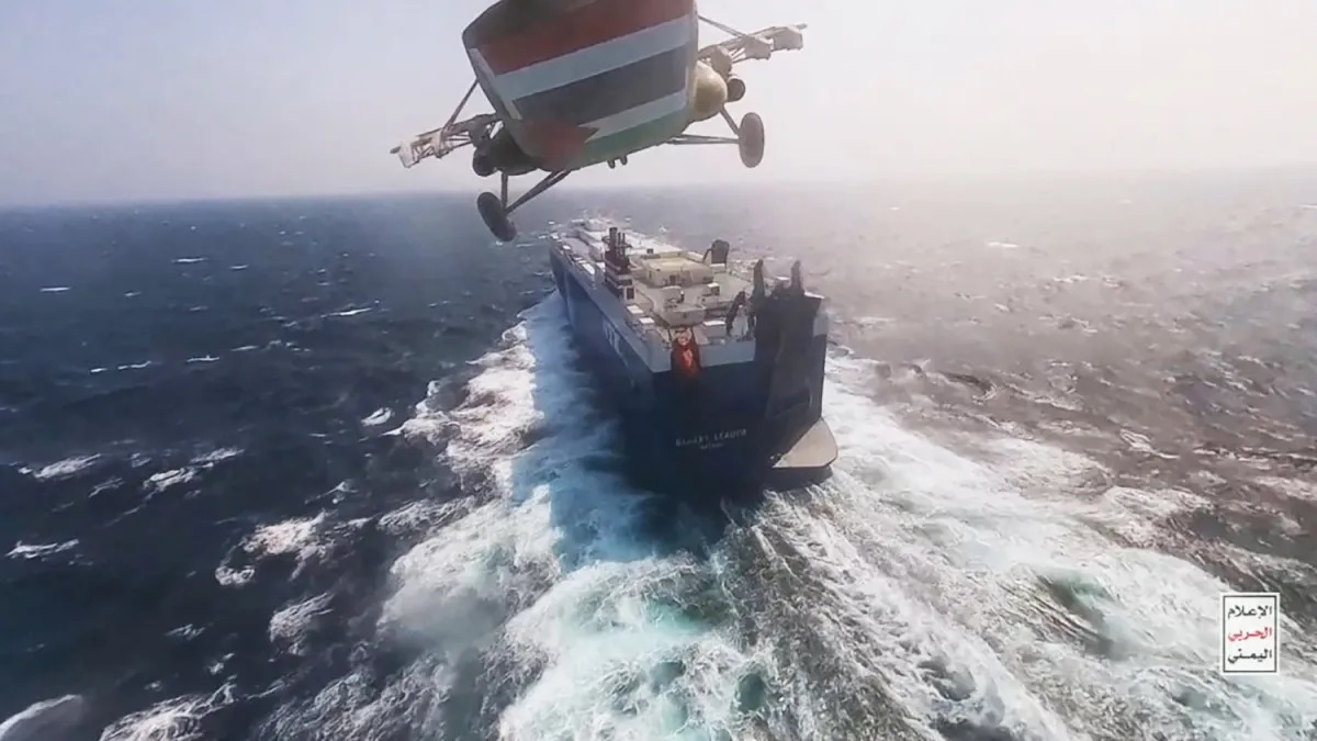 تقرير مصري: تراجع القدرات التكتيكية للحوثيين يقلّص تهديدهم للملاحة في البحر الأحمر