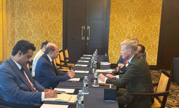 الزنداني يبحث مع المبعوث الأممي مستجدات الأوضاع اليمنية ويدعو للإفراج عن موظفي الأمم المتحدة المحتجزين لدى الحوثيين